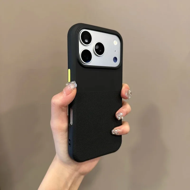 Capa Protetora De Silicone Macio Com Textura Fosca E Pontilhada, Resistente A Impactos (iphone 16 Plus).