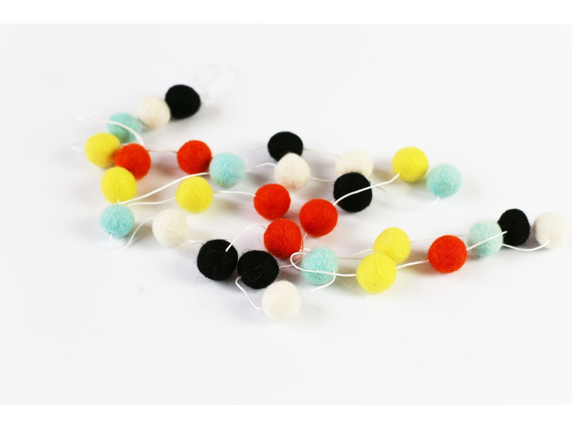 Bolas de Lã Feitas à Mão