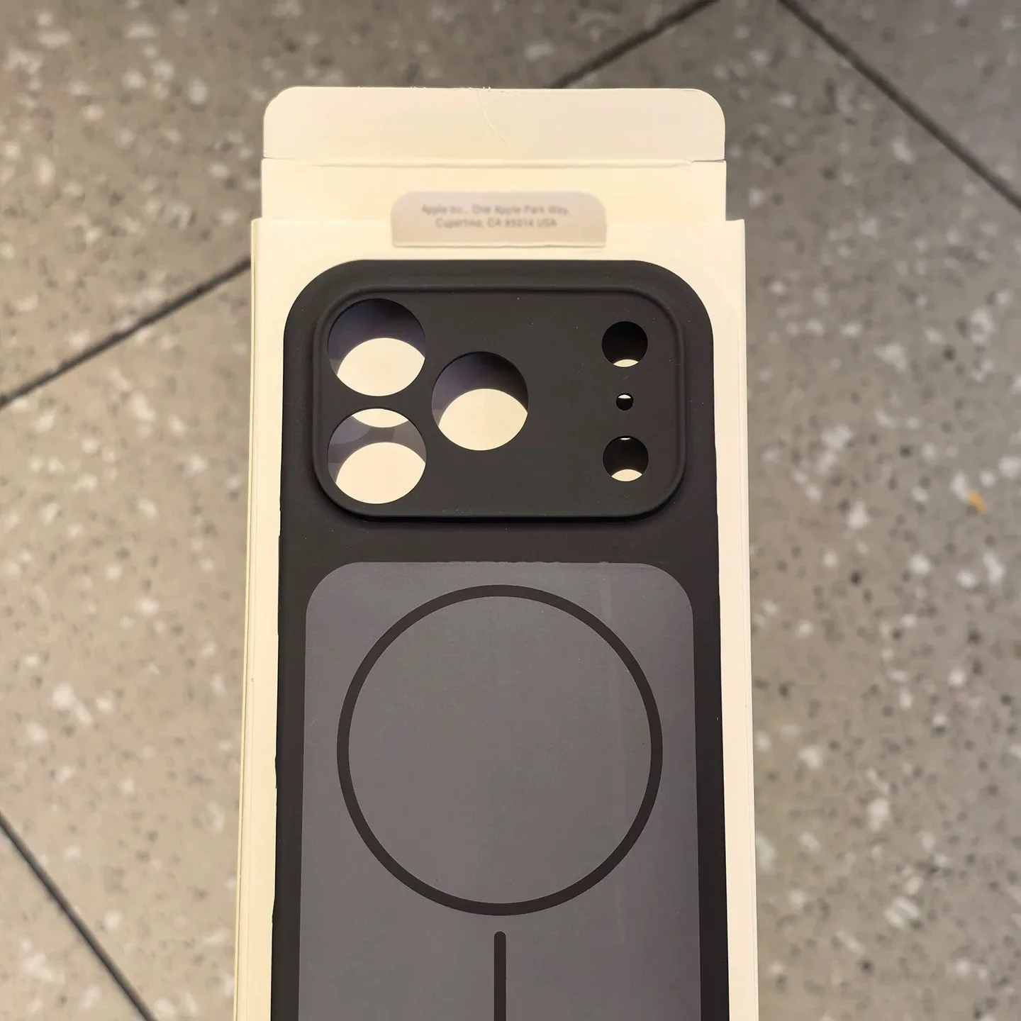 Capa Protetora De Silicone Líquido Magsafe (cinza Escuro 17), Macia Ao Toque E Resistente A Impactos.