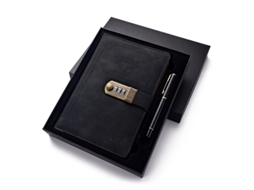 Diário Retrô A5 Com 300 Páginas E Senha, Com Caneta Brilvibera (preto)