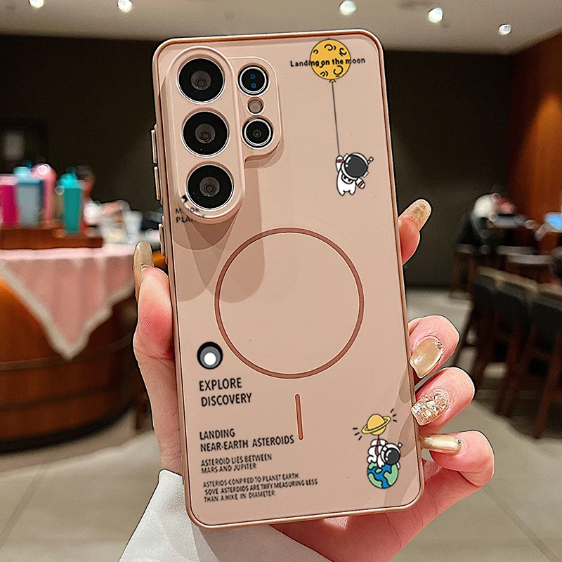 Capa Magnética Para Celular Galaxy S23 Fe Mini Astronauta (dourada)