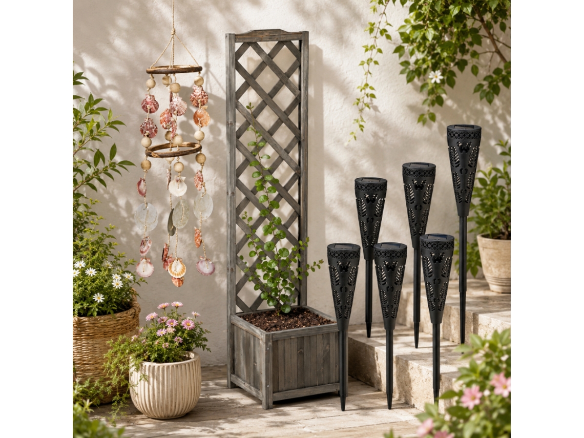 Conjunto de Decoração Solar para Jardim 3 Peças: Lâmpadas Tocha, Floreira Treliça e Sino de Vento com Conchas NORTHIO