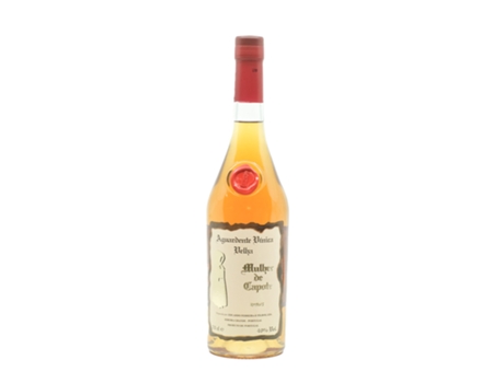 Aguardente Velha MULHER DE CAPOTE – São Miguel (0.7 L - 1 Unidade)