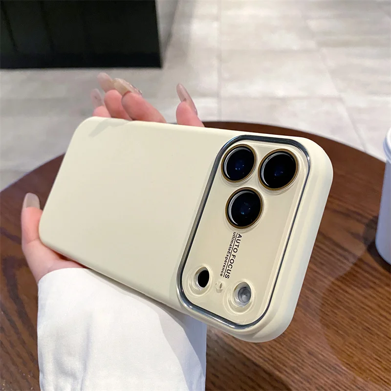 Capa De Celular De Luxo Em Silicone Líquido (iphone 16 Plus, Branco Creme), Compatível Com Iphone, Oferece Proteção Completa.