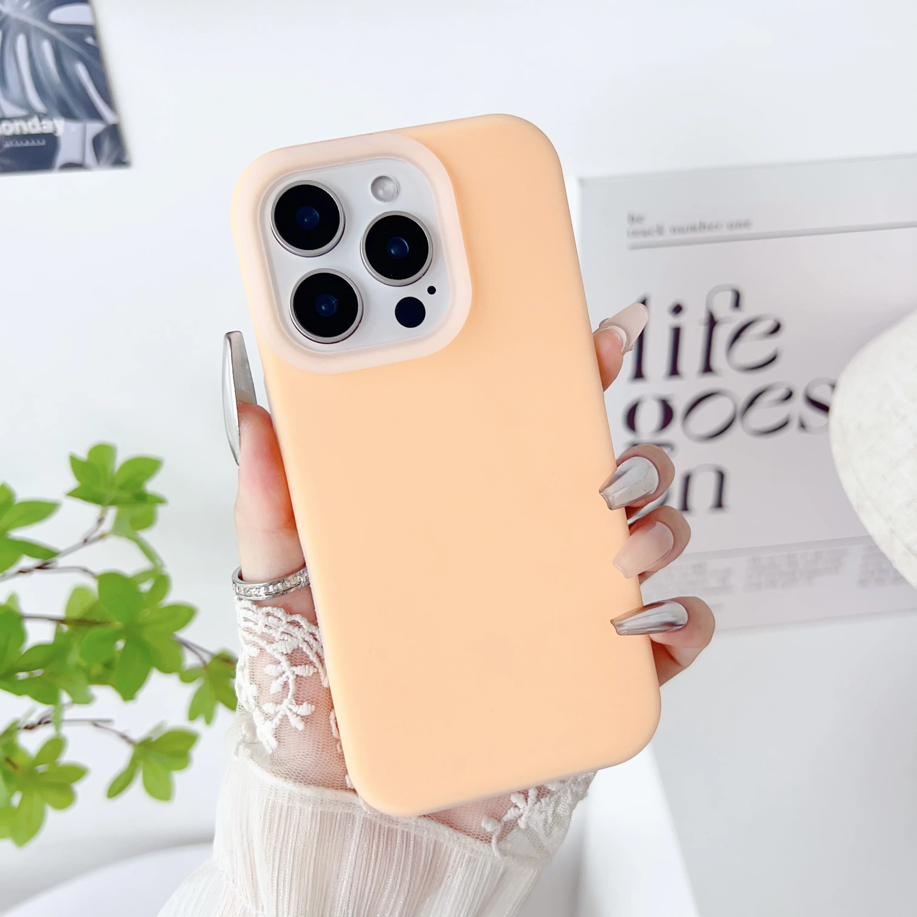 Capa De Celular Em Silicone Líquido (laranja Para Iphone 15 Plus), Macia E Fosca, À Prova De Choque.