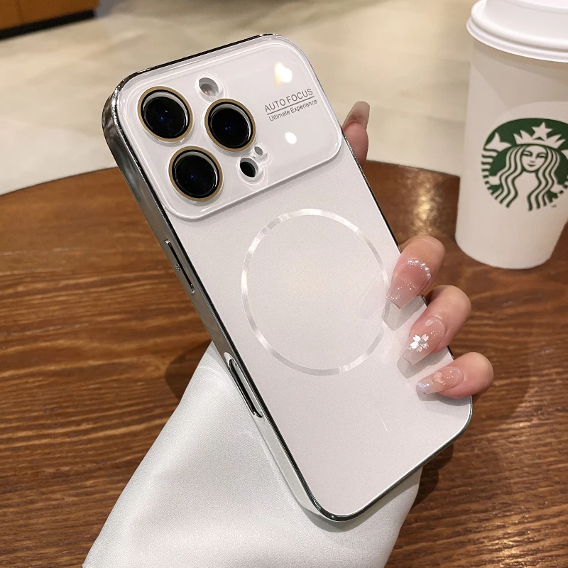 Capa Magnética Para Iphone 14 Branco, Proteção Para A Lente, Capa Rígida Fosca Em Policarbonato.