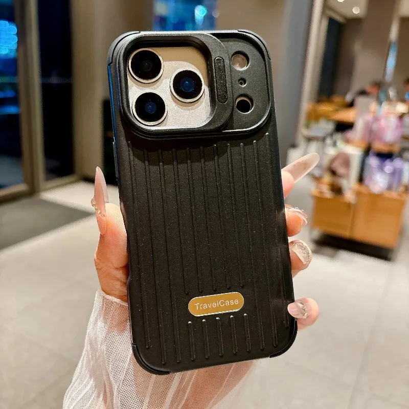 Capa Para Celular Com Estampa Listrada Fosca Para Iphone 15 Pro Preto Com Suporte Para Lente Da Câmera.