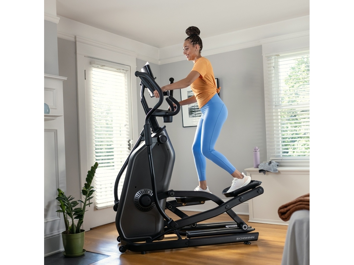 Elíptica 590e - Passada De 51 Cm, Inclinação Motorizada, 25 Níveis E Jrny