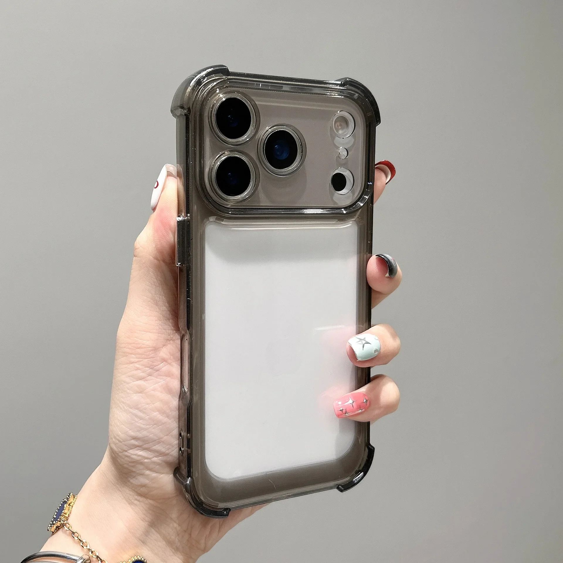 Capa Protetora Para Celular (iphone 12 Pro Max Preto) Com Proteção Contra Impactos Nos Quatro Cantos E Estrutura Macia.