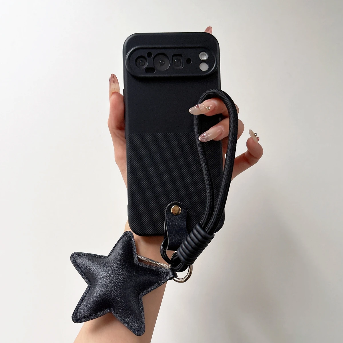 Capa De Celular Macia Em Silicone Com Estampa De Bolinhas E Formato De Estrela Para Google Pixel 6a (preta).