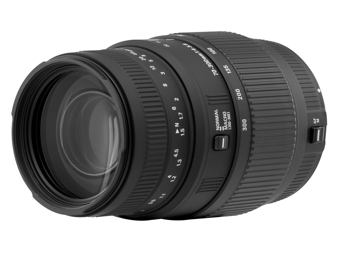 Objetiva SIGMA 70-300 mm / 4-5.6 DG (Encaixe: Canon EF - Abertura: f/22-32 - f/4-5.6)