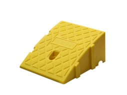 Rampa de plástico BRILVIBERA com borda, 13 cm de altura, para entrada de veículos, antiderrapante, amarela