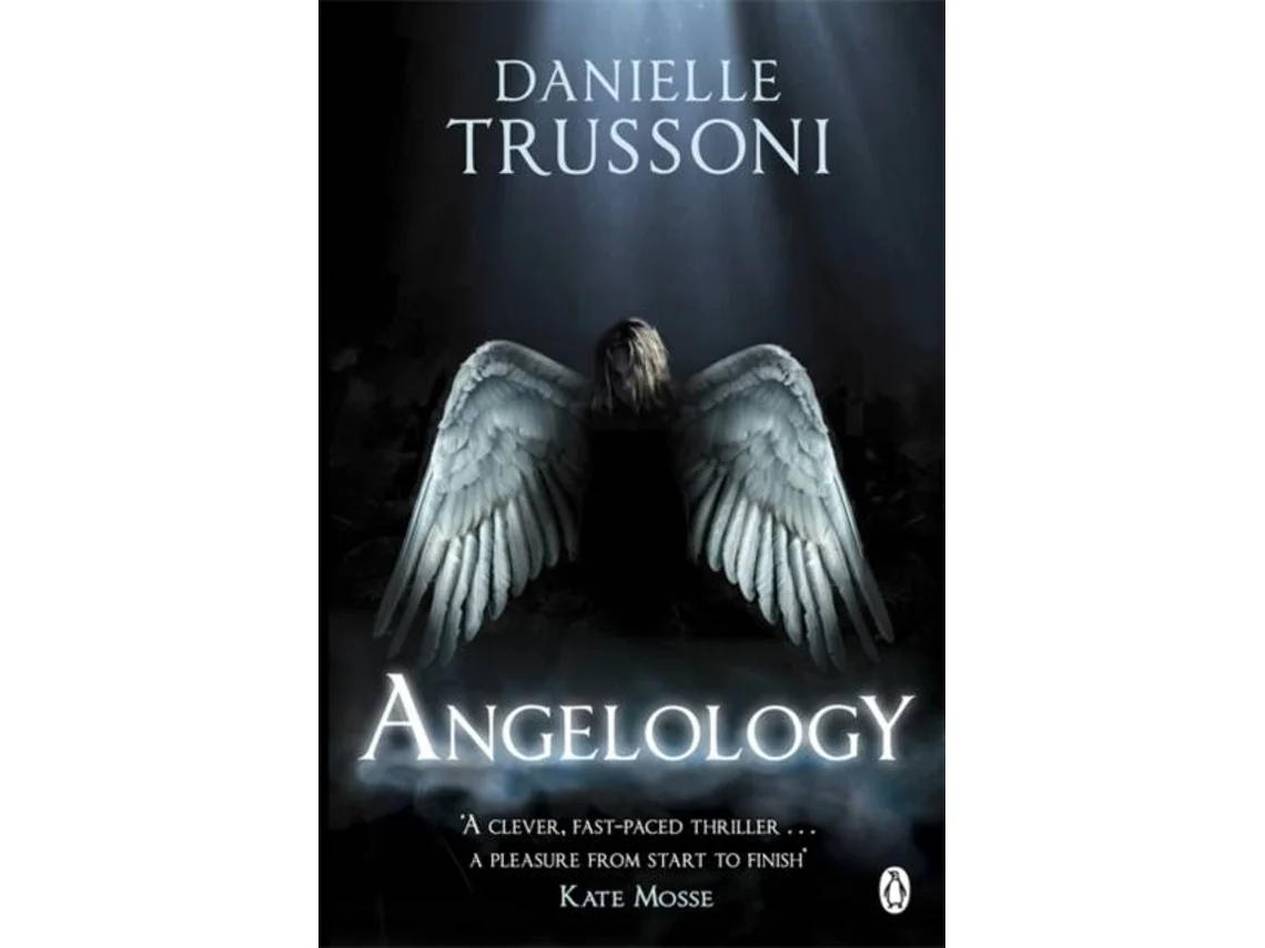 Livro Angelology de Danielle Trussoni (Inglês)