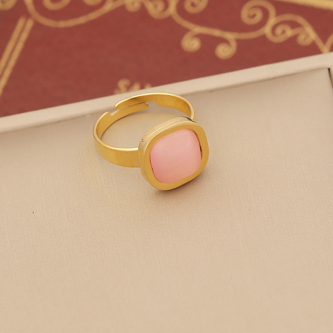 Conjunto de Colar, Pulseira e Brincos em Aço Inoxidável com Opala Rosa Quadrada MDUG (anel)