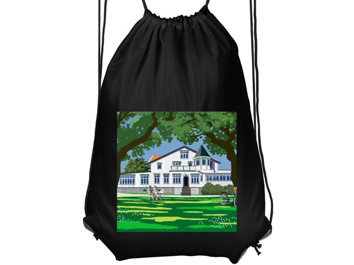 Mochila de Ginástica Infantil Preta, Confortável e Prática, com Estampa Retrô Inspirada no Litoral, com Vilas BRILVIBERA