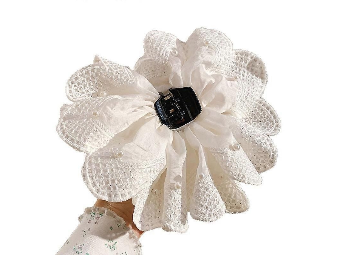Acessório de cabelo com flor de têxtil Veloriskku
