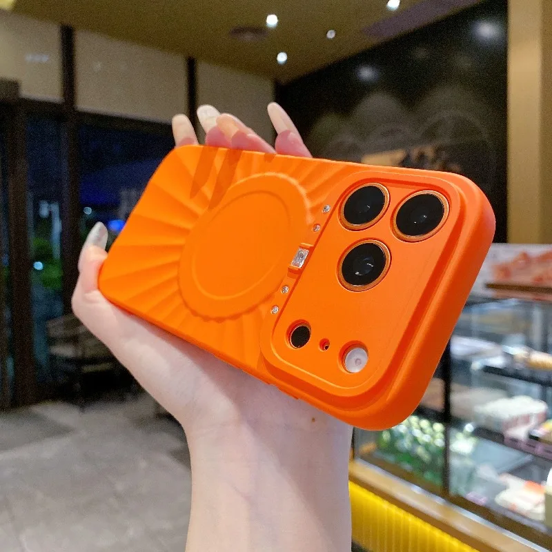 Capa Magnética De Silicone Líquido Para Iphone 15 Pro Max (laranja) Com Protetor De Lente.