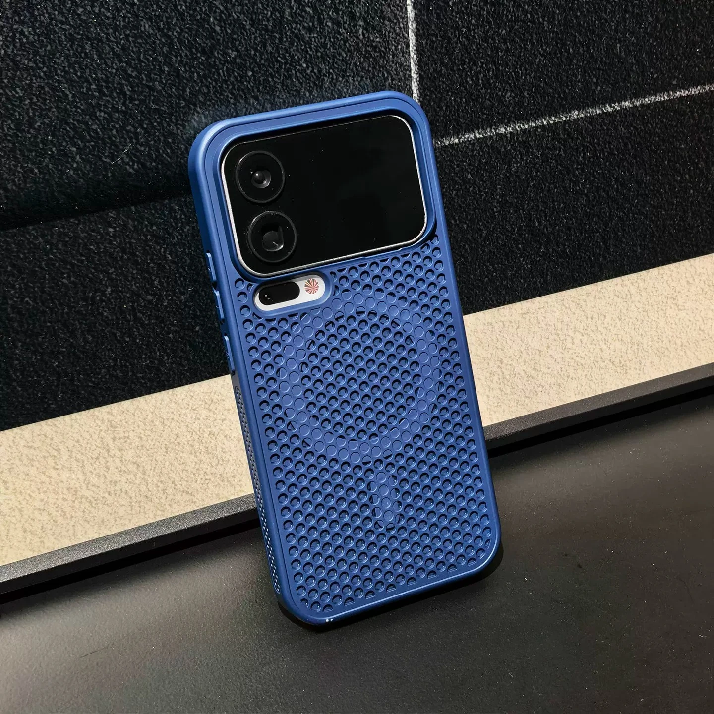 Capa Protetora Fosca Com Cobertura Total E Malha Magnética Em Formato De Colmeia Para Dissipação De Calor (azul Escuro Xiaomi 17)