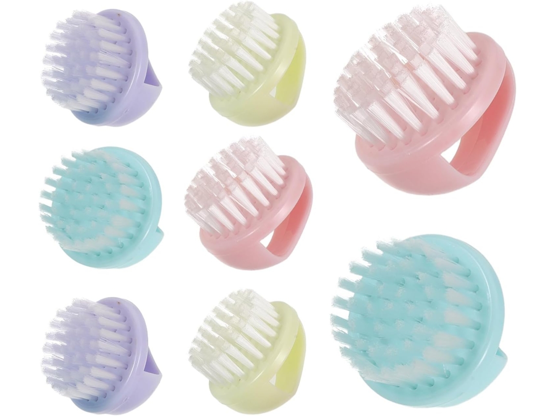 Conjunto de 8 esponjas sólidas para limpeza de unhas e mãos.