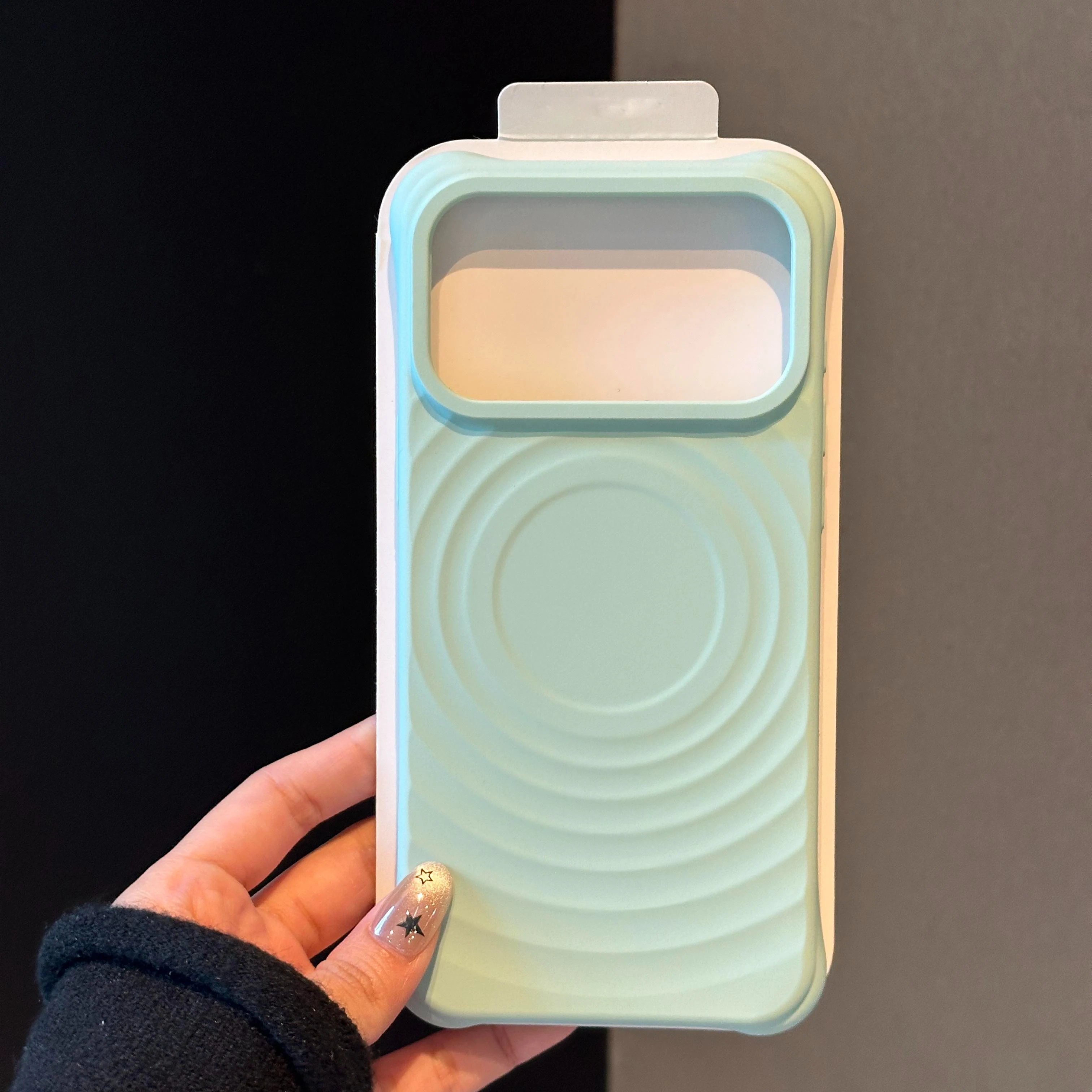 Capa Magnética Corrugada De Silicone Líquido (ciano) Para Iphone 16 Plus