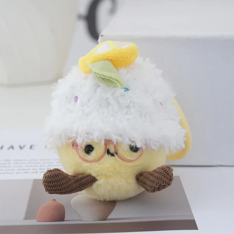 Chaveiro de Pelúcia em Formato de Cupcake, Macio e Fofinho, 10 Cm , Perfeito para Bolsa Ou como Pingente. MDUG (amarelo)
