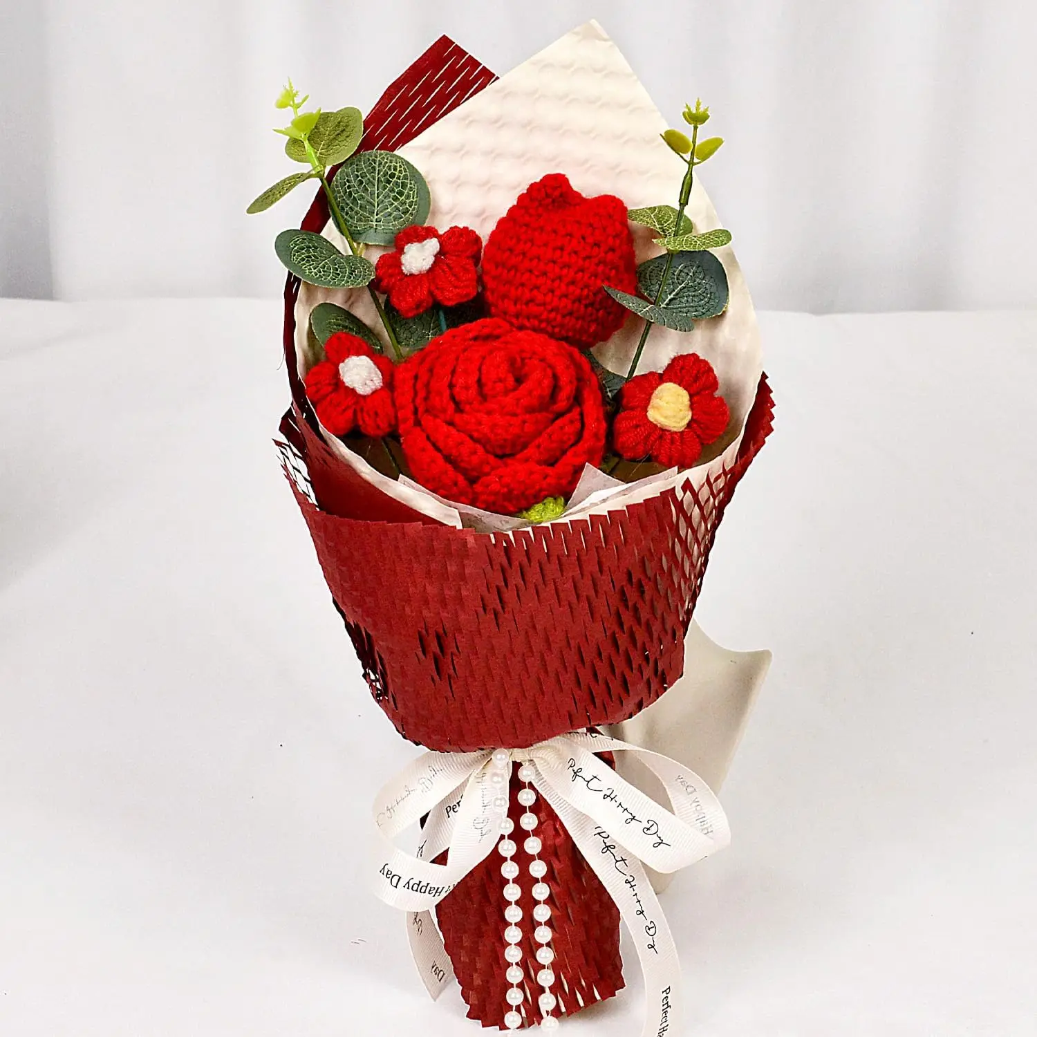 (vermelho) Buquê De Tulipas E Rosas Vermelhas Feito À Mão Em Crochê, O Presente Perfeito.