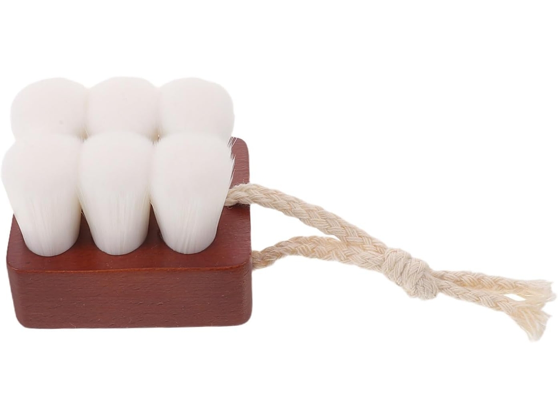 Escova Esfoliante Facial - Limpeza - Manual Com Cerdas Macias E Laço