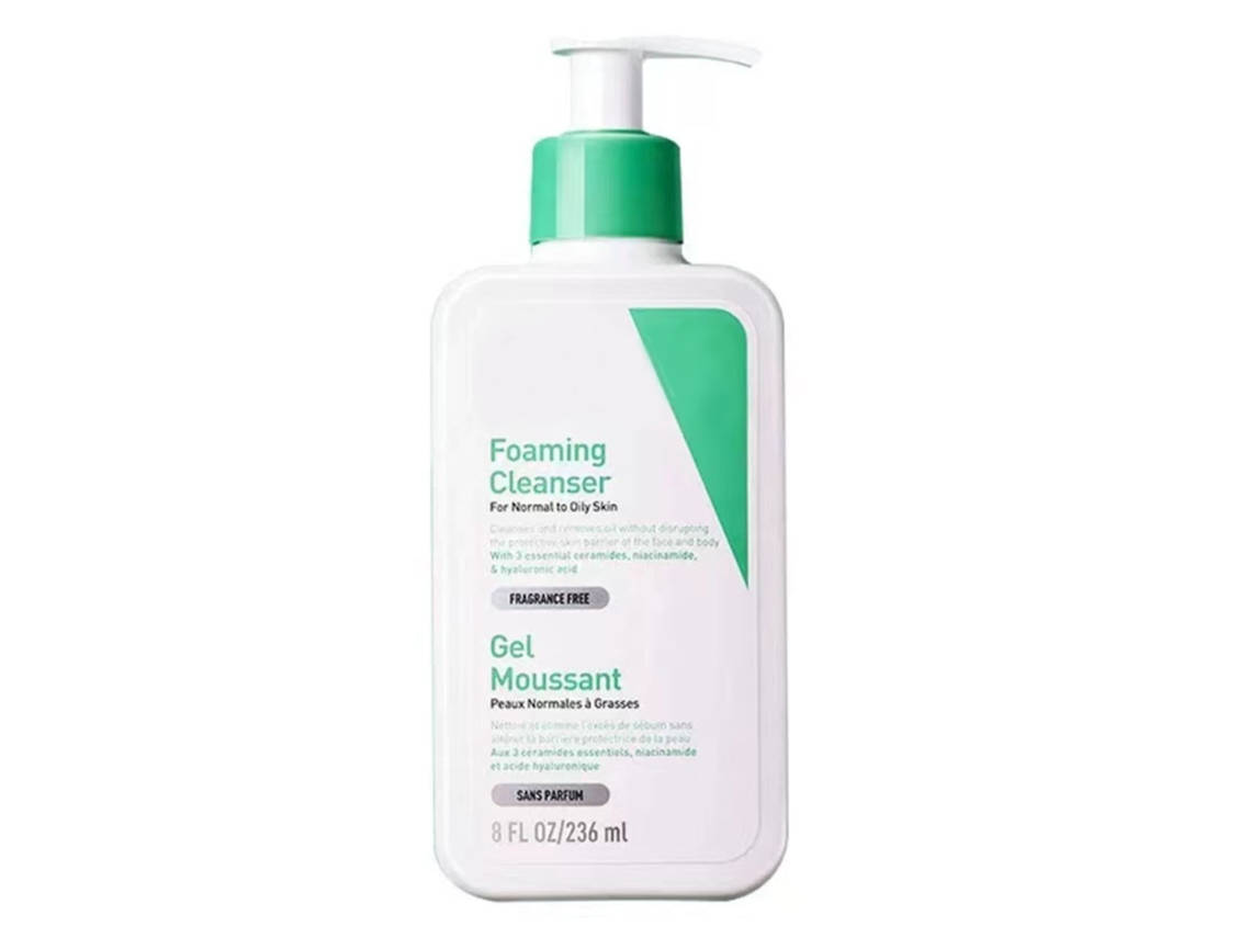 Limpador Facial Hidratante Com Remoção Eficaz De Maquiagem