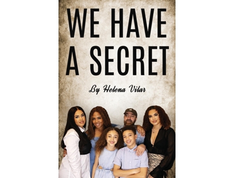 Livro We Have a Secret de Helena Vilar (Inglês)