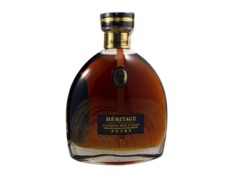 Calvados PÈRE MAGLOIRE Héritage Extra Calvados Pays d'Auge (0.7 L - 1 Unidade)