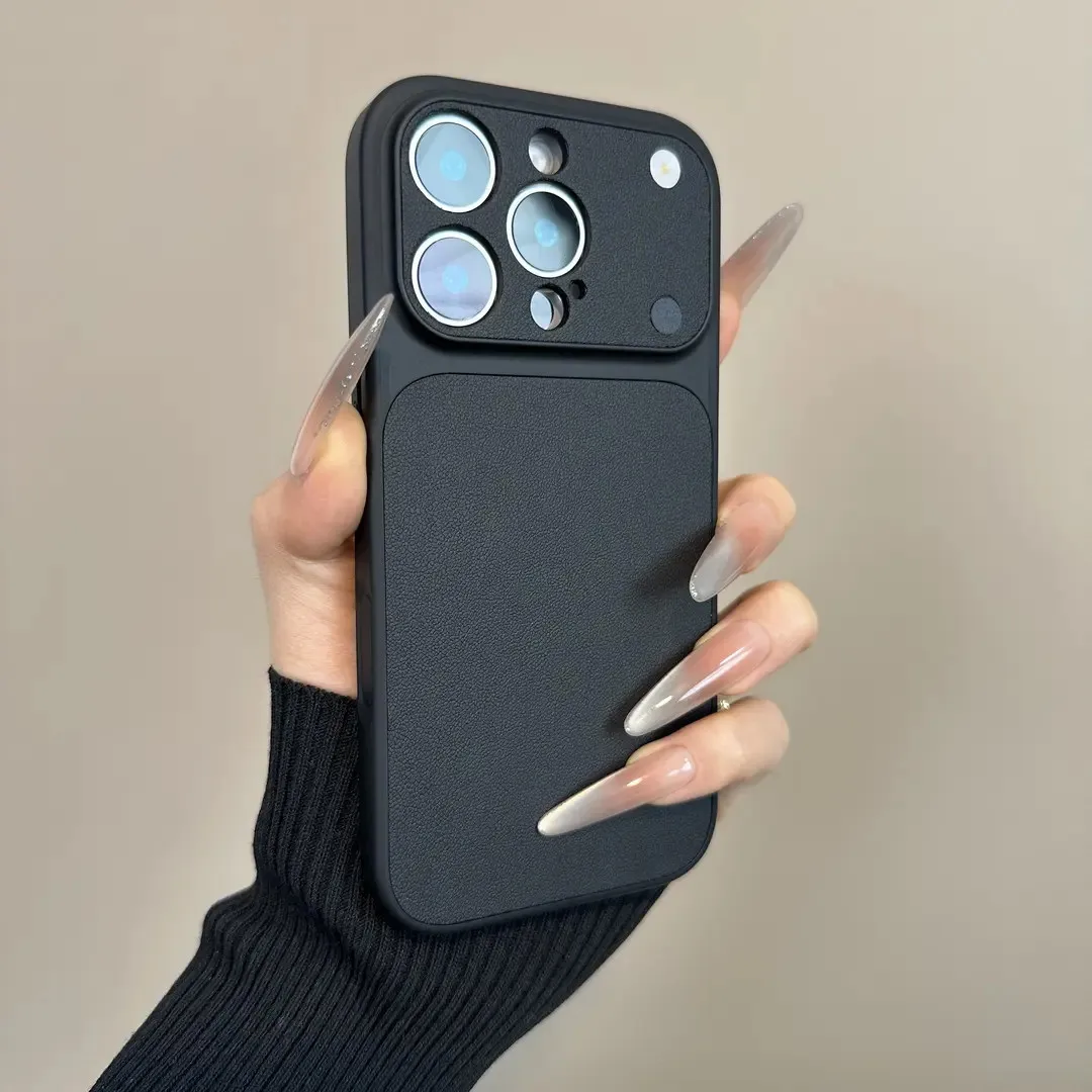Capa Para Iphone 13 Pro Preta Com Textura De Couro, Fosca E Resistente A Impactos.