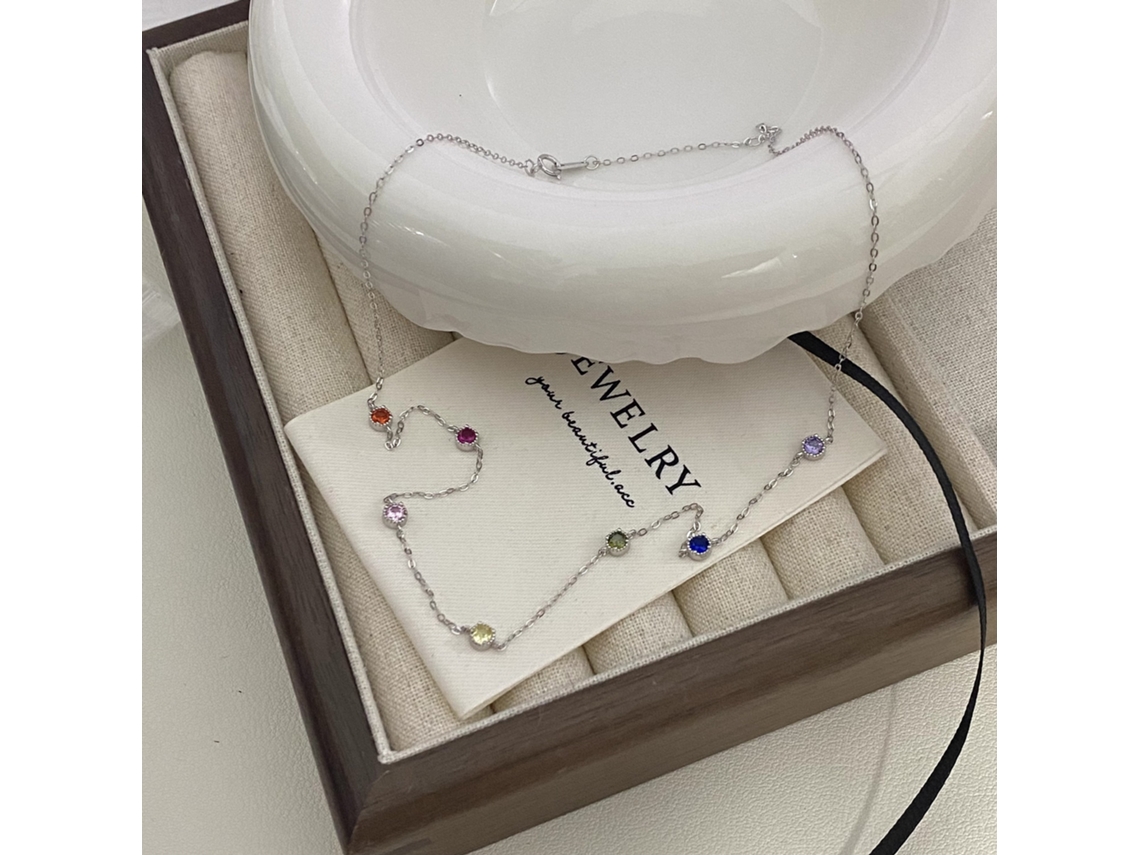 Colar em Prata S925 com Zircônias Coloridas: um Toque de Luxo e Sofisticação Discretos. MDUG (ouro Branco)