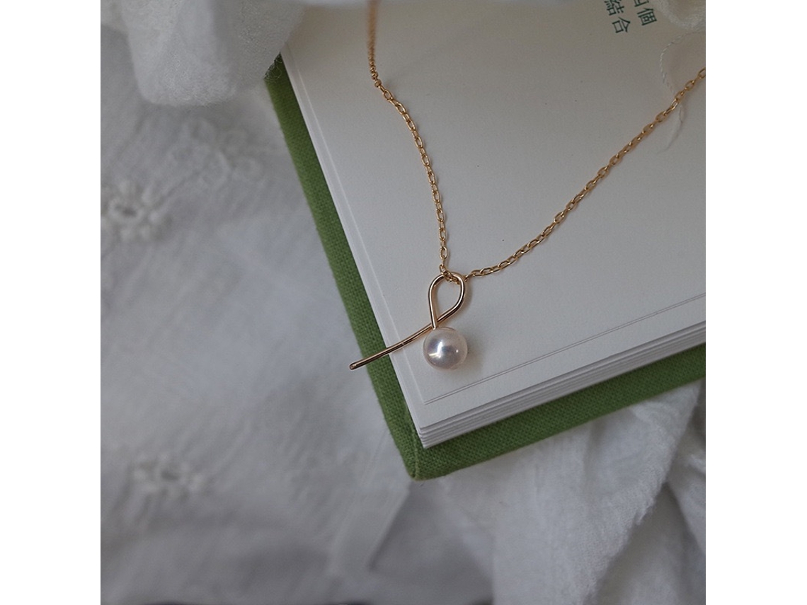 Colar com Pingente de Pérola e Símbolo Musical em Prata 925 Linha de Luxo, Estilo Minimalista para Usar em Camadas. MDUG (dourada)