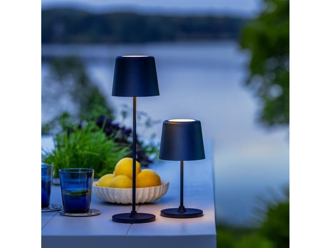 Luminária De Mesa Led Kaami Brilliant Preto Exterior 2w Ip44 Metal E Plástico Aquaforge