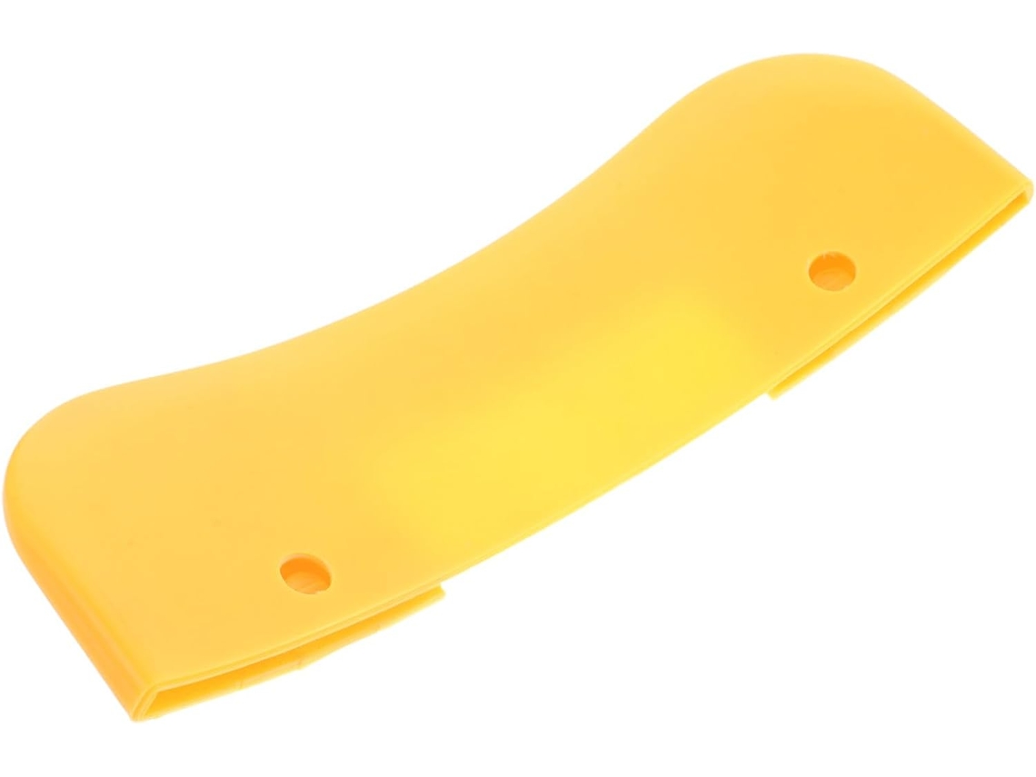 Capa plástica amarela clara para almofada de troca de pneus.