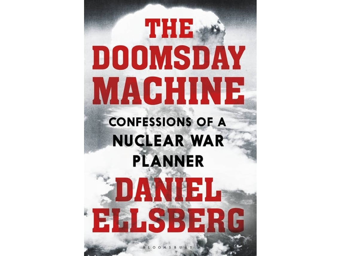 Livro Doomsday Machine de Daniel Ellsberg (Inglês)
