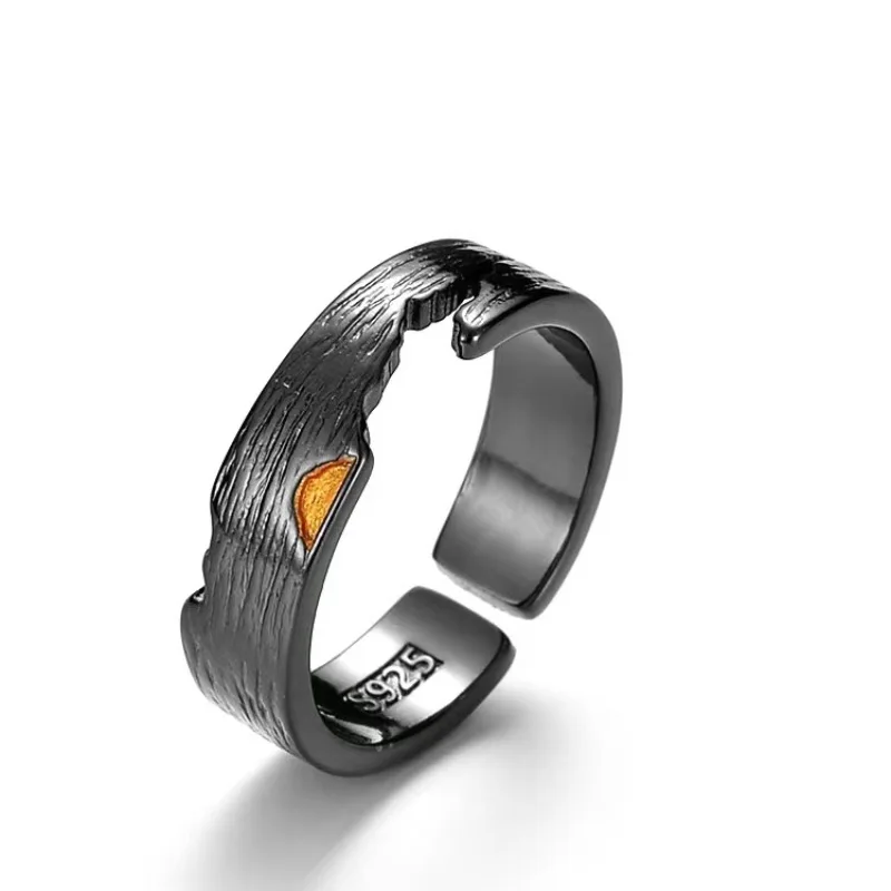 Anel Masculino Preto com Textura Craquelada para o Dedo Indicador, Design com Abertura Ajustável, Estilo Retrô e Minimalista. MDUG