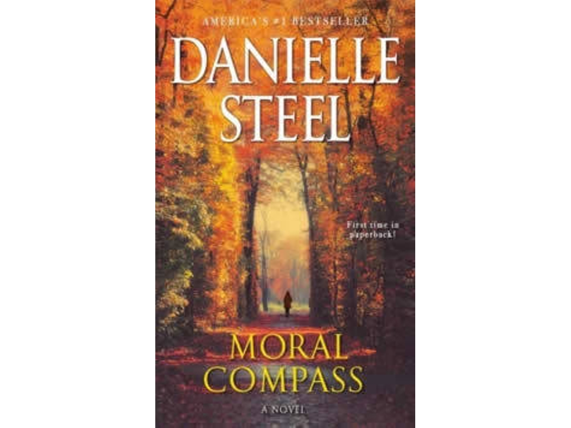 Livro Moral Compass de Danielle Steel (Inglês)