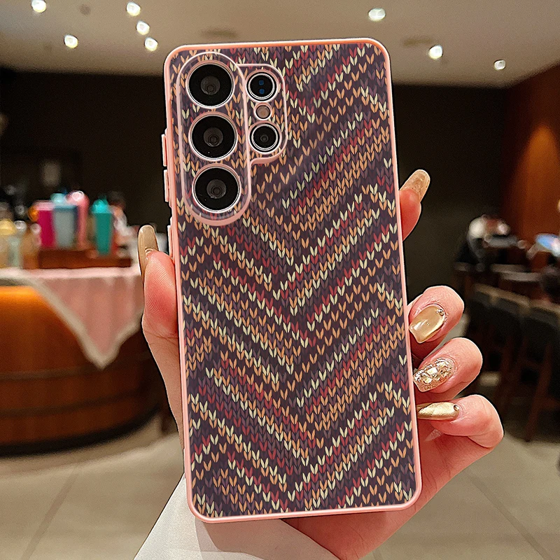 Capa Magnética Para Celular Galaxy A26 Com Textura De Fibra De Carbono (rosa).
