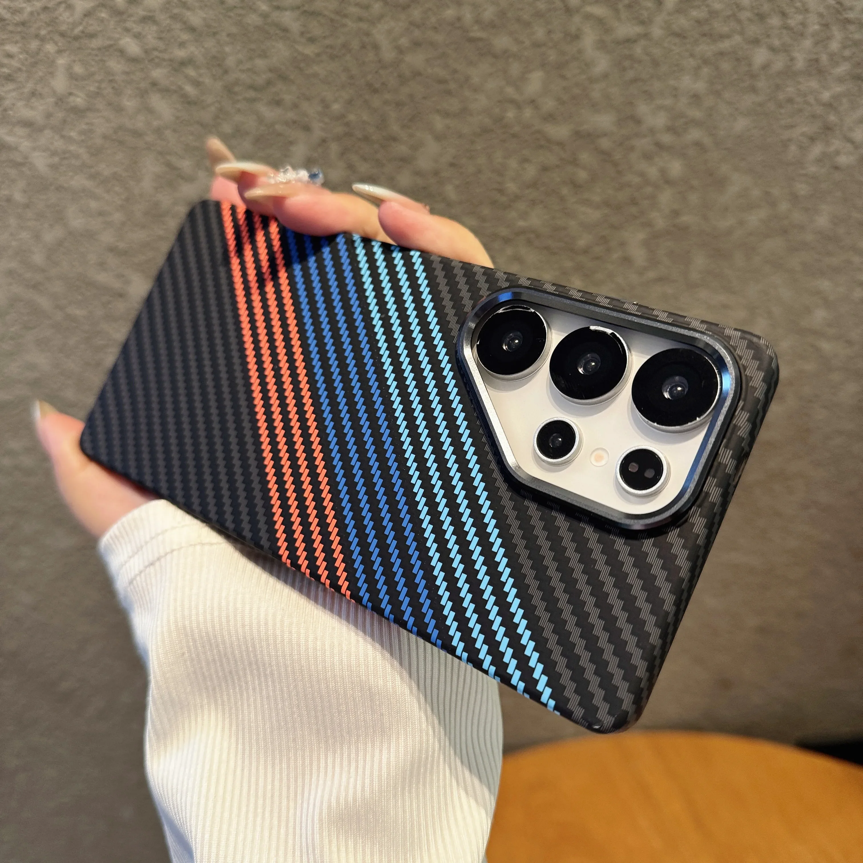 Capa Para Celular Com Textura De Fibra De Carbono Elegante (galaxy S25), Capa Protetora Magnética Invisível À Prova De Choque.