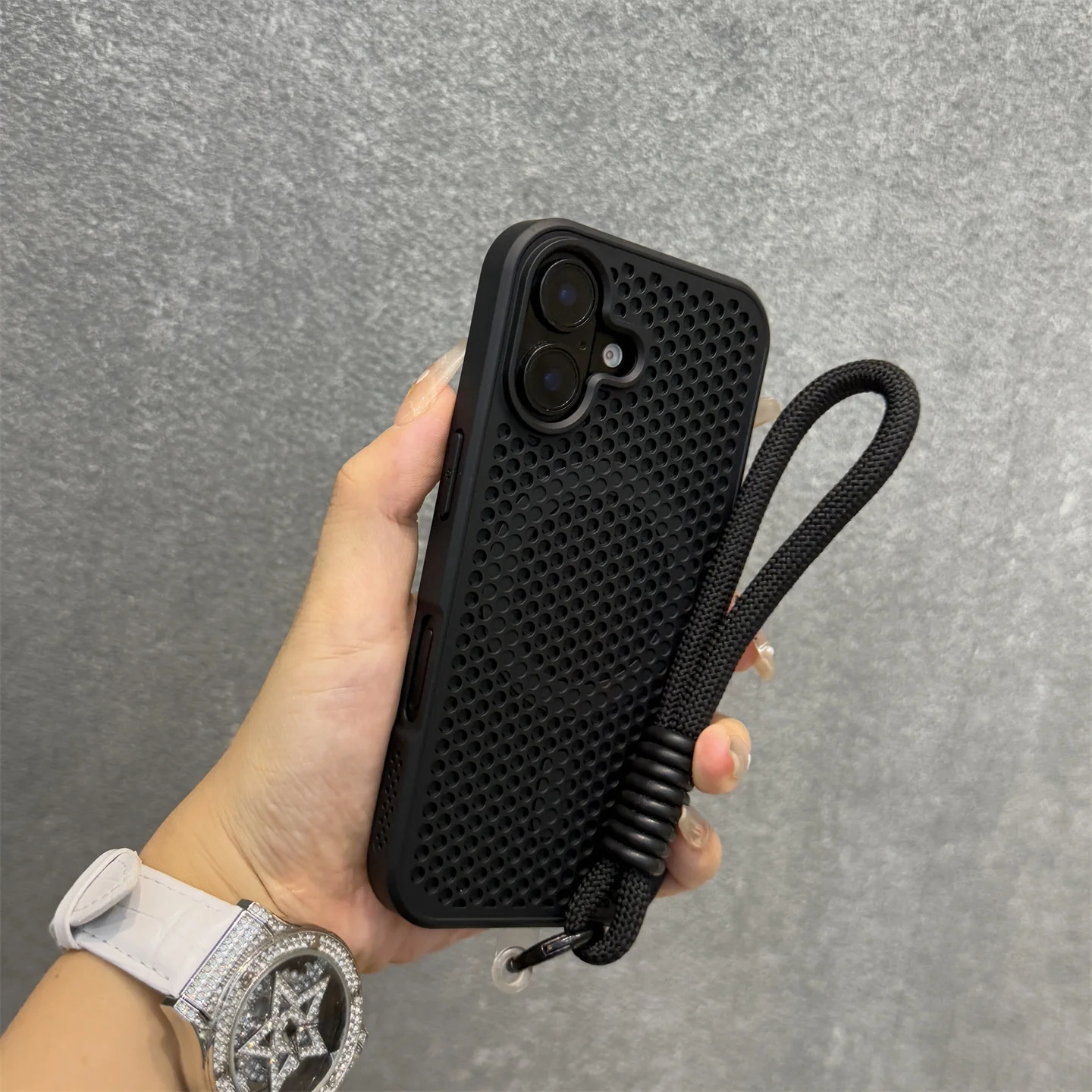 Capa Para Iphone 11 Preta Com Dissipação De Calor, Estrutura Em Favo De Mel, Magnética E Com Toque Suave.