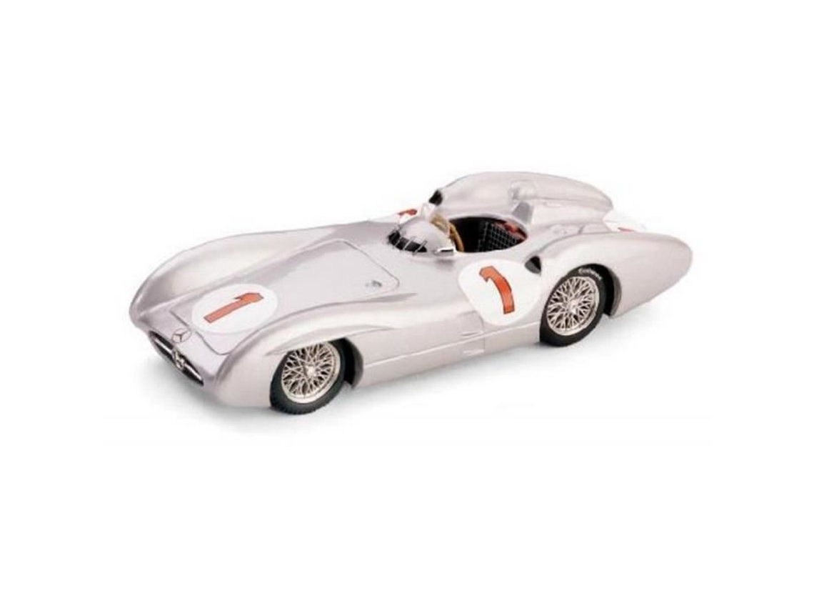 Veículo Miniatura BRUMM Mercedes W 196 J.M.Fangio 1954 N.1 4Th Gr.Britain Gp World Champion 1:43