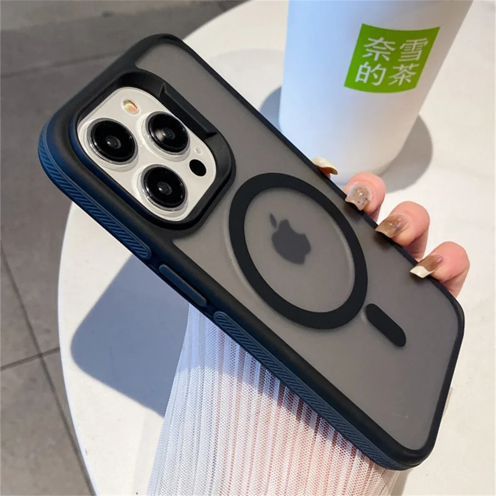 Capa Magnética Colorida Fosca Semitransparente Para Iphone 13 Pro Max (preta)