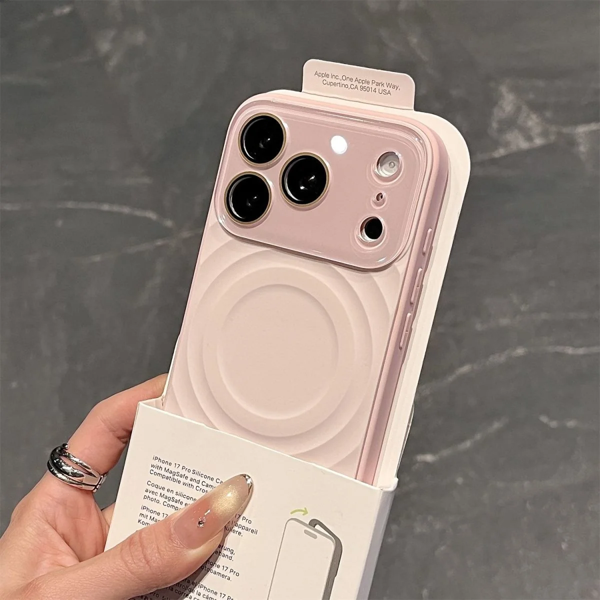 Capa De Celular De Silicone Líquido À Prova Dágua (rosa Para Iphone 17), Com Carregamento Magnético.