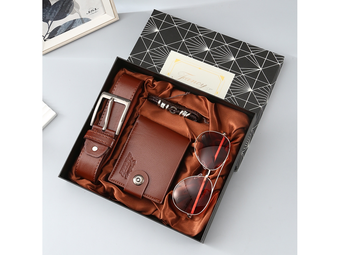 Conjunto De Presente Com Carteira, Cinto, Óculos De Sol E Pulseira Cuich