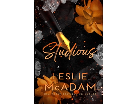 Livro Studious de Leslie McAdam (Inglês)