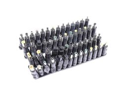 Conjunto de 56 peças de plugues universais com 56 conectores CC de 5,5 x 2,1 mm para alimentação CC. CHARM