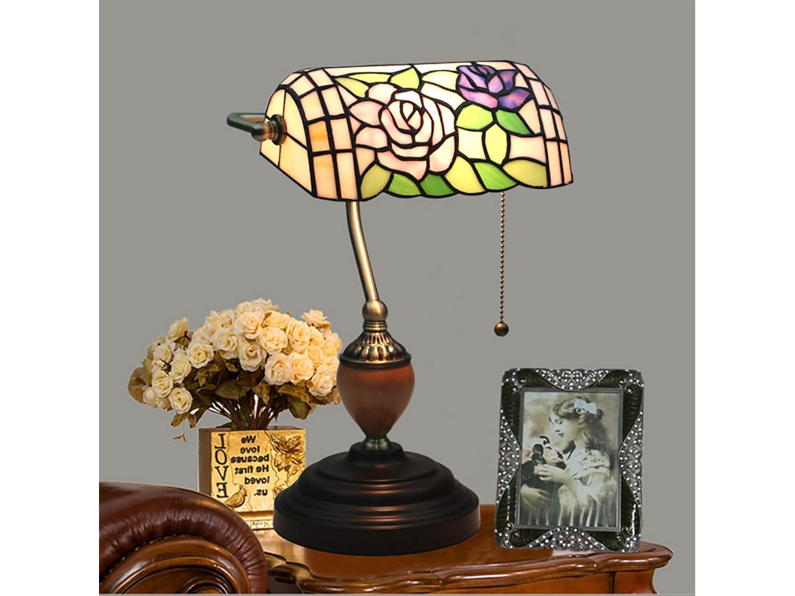 Luminária De Mesa Vertical Estilo Tiffany Botowi 25cm, Com Vidro Rosa, Ideal Para Estudo, Quarto E Escritório, 40cm De