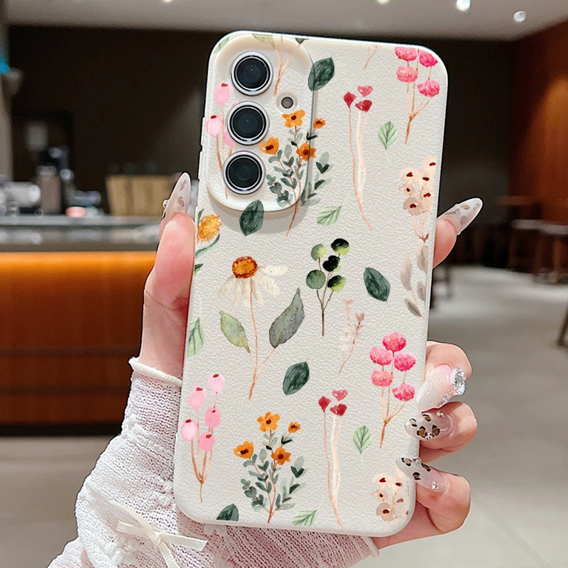 Capa De Celular Samsung Galaxy S24 Em Tpu Macio Com Estampa Floral (branco-creme)