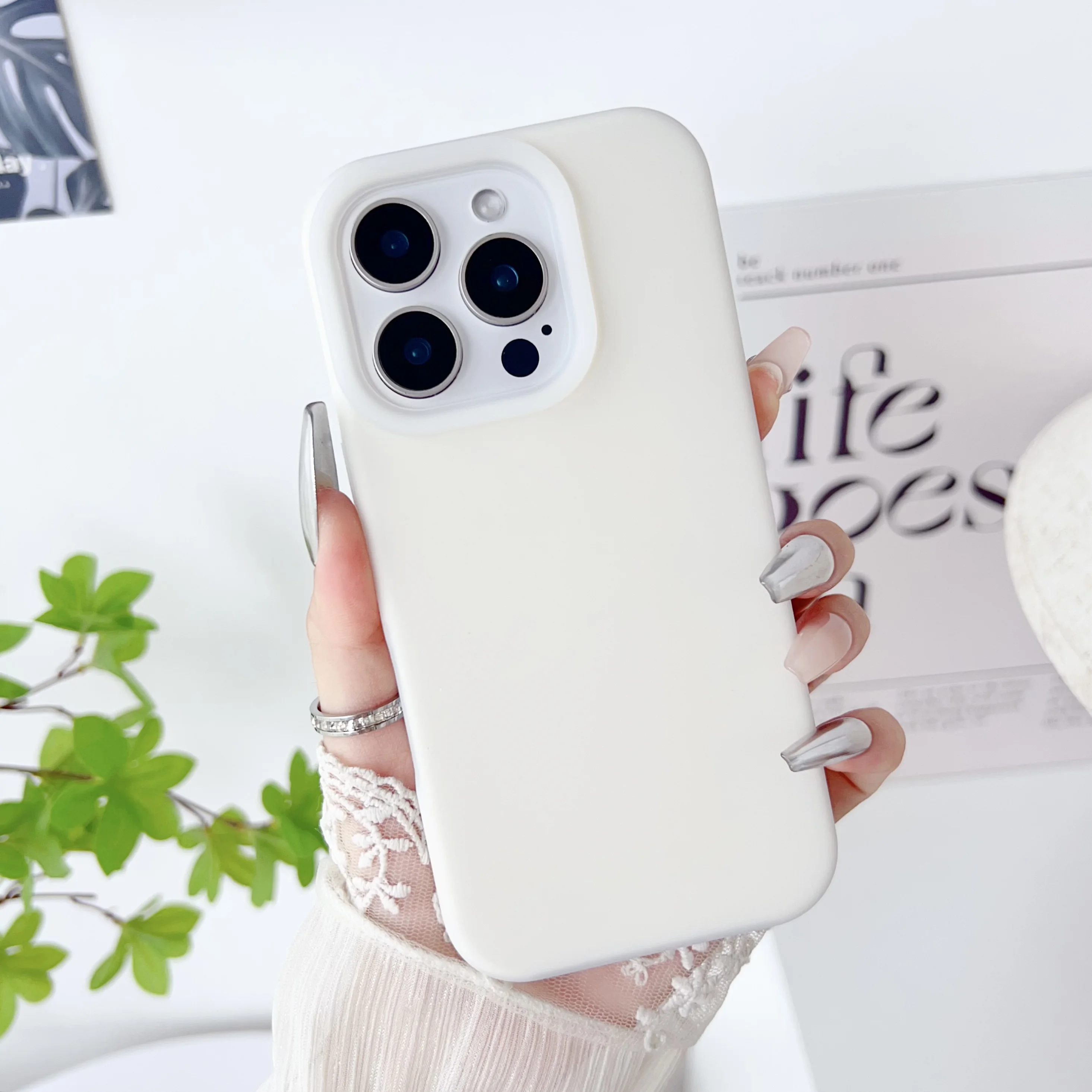 Capa De Celular Em Silicone Líquido (branco Leite Para Iphone 16 Plus), Macia E Fosca, À Prova De Choque.